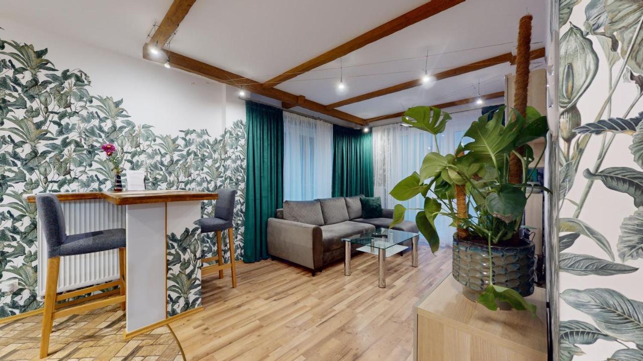 Wroapart-Pl Prince Witold Apartments By The River - 500 Steps To Market Square ヴロツワフ エクステリア 写真